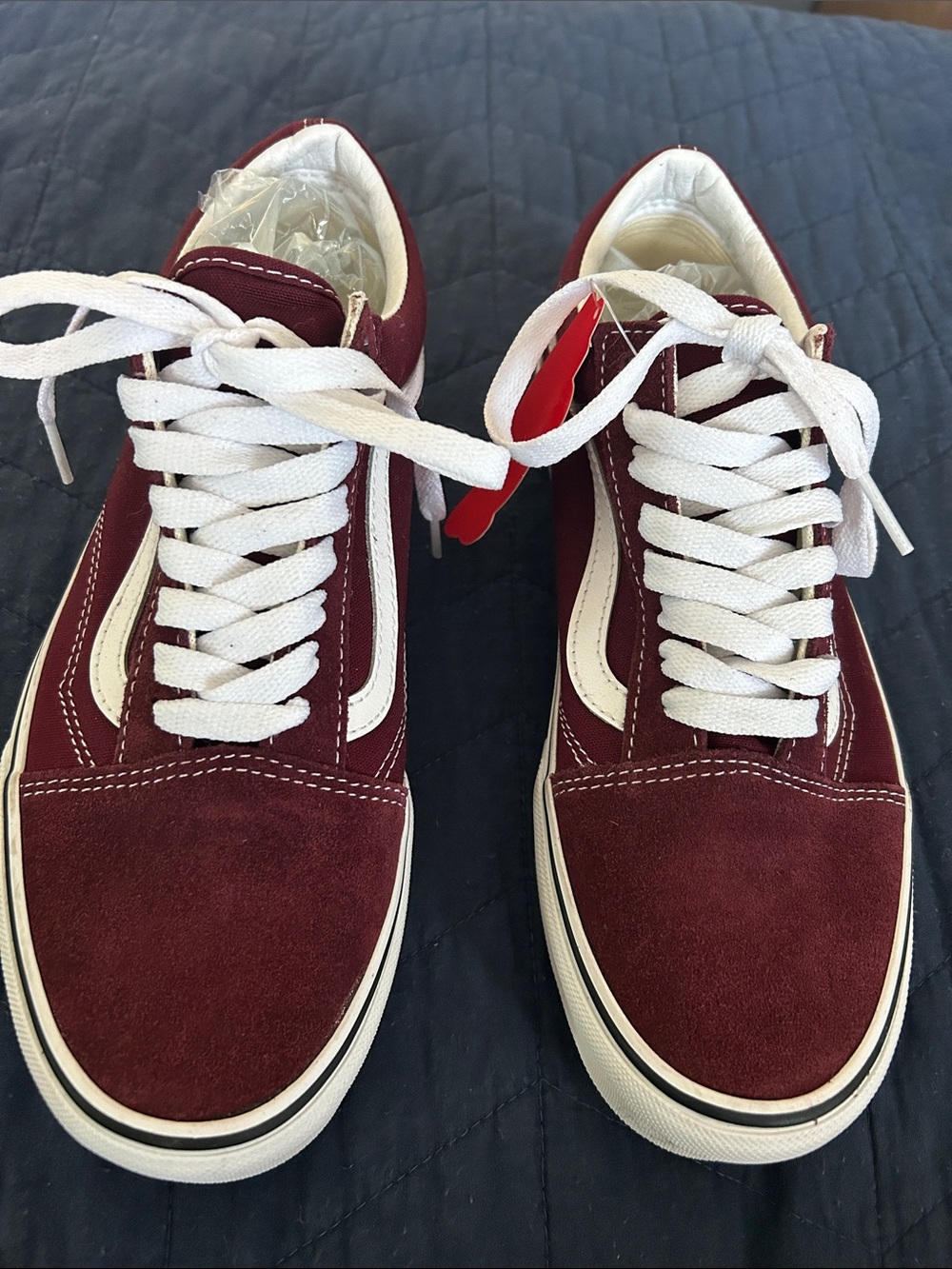 Vans Old Skool Sneakers in Burgundy and White